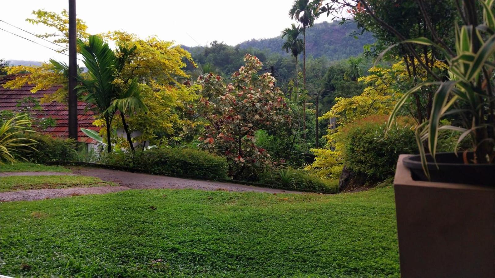 Salmanel Resort Ratnapura Exterior foto